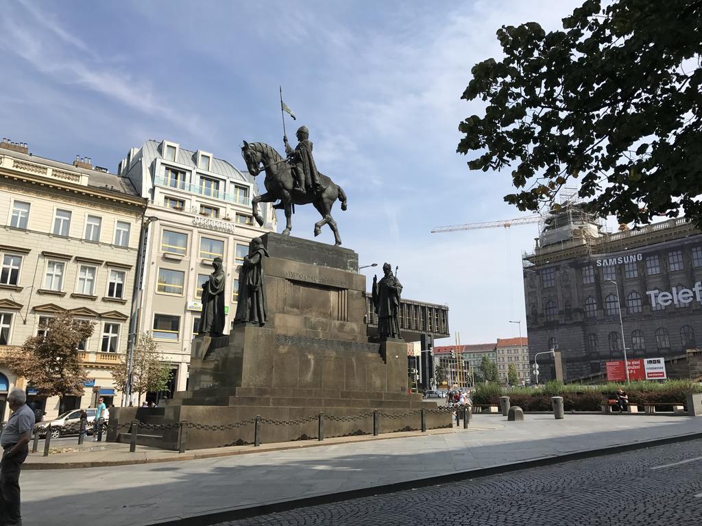 Luxury Apartment Spalena Praga Zewnętrze zdjęcie